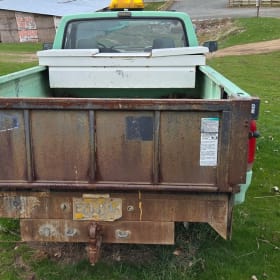 1993 Ford F250 Truck with Tommy Lift Tailgate item
