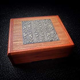 Coffret de bois item