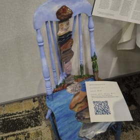 #20 Artist chair item