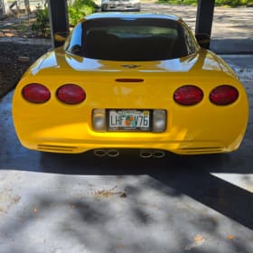 2004 Chevrolet Corvette item