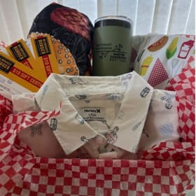 Celebrate Summer Hamburger Basket item
