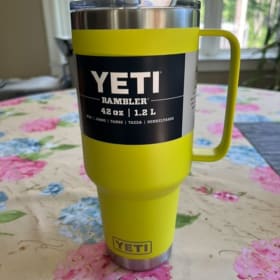 Large Yeti Rambler 1.2 L item