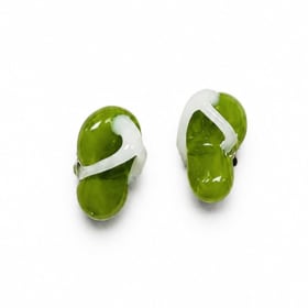 Glass earings item