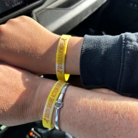 Go Gold For Hope Rubber Bracelet (one size) item