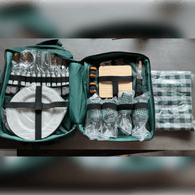 Four-Person Picnic Backpack — New item