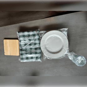Four-Person Picnic Backpack — New item