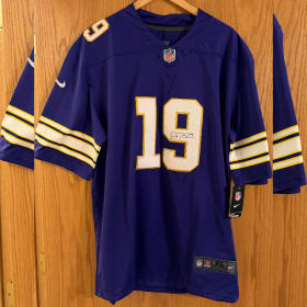 🏈 Signed Adam Thielen Vikings Jersey item