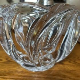 Hand-blown crystal bowl item
