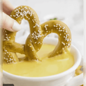 Pretzel w/Cheese item