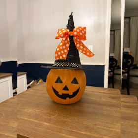 Photo of Jack-O'-Lantern Door Hanger