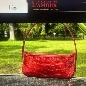 L'Amour item