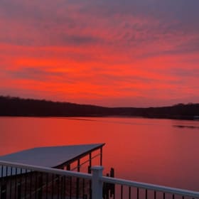 Three-night Potomac Riverfront Rental for 12 item