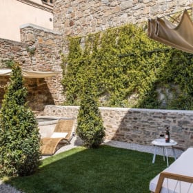 Bella Aura Tuscany, Italy Up to 4 people - 5 nights item