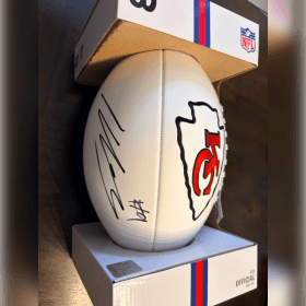 Photo of Autographed Kenneth Walker III football