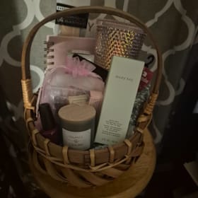 Photo of MaryKay Gift Basket (Donated by Cathy Mills)