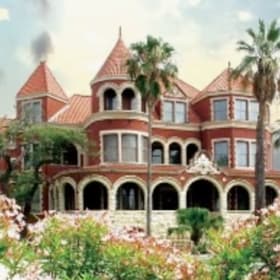 BB6 An Evening at Moody Mansion: Wine-Paired Dinner for 10 item