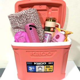 Photo of 17. Pink Summer Party Basket