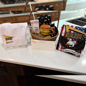 In n Out Basket item
