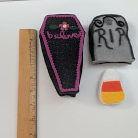 Photo of Item # 2 – Halloween Cat Toys #3 (Set of 4)