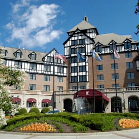 Photo of Visit Roanoake - Stay at Hotel Roanoke & Conference Center