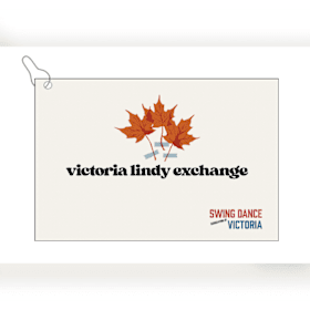 Victoria Lindy Exchange Towel item
