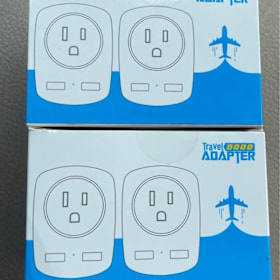 4 TYPE-C TRAVEL ADAPTER PLUGS item