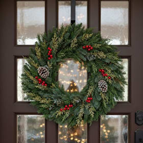 Photo of WREATH (24" Round)