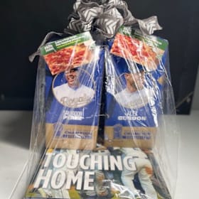 Photo of Salvador Perez Collector’s Bundle