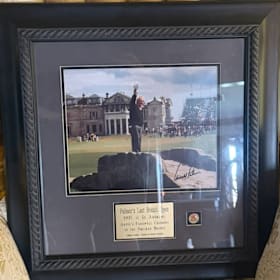 Photo of Arnold Palmer's Farewell - Framed Autographed Photo