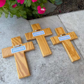 Photo of Medium Cross - Straight Edged