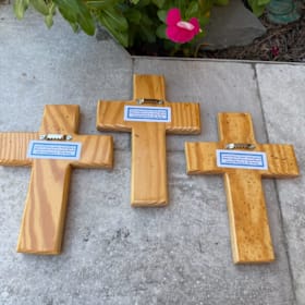 Photo of Medium Cross - Straight Edged