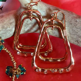 Photo of #19 Baubles and Beads