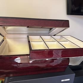 Photo of JD Hill Jewellery Box