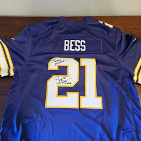 Photo of Rufus Bess Jersey