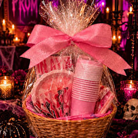 Photo of Be a Dolly Basket for 8 people