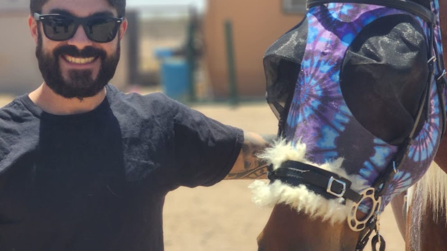 Honor Local Heroes Through Horses