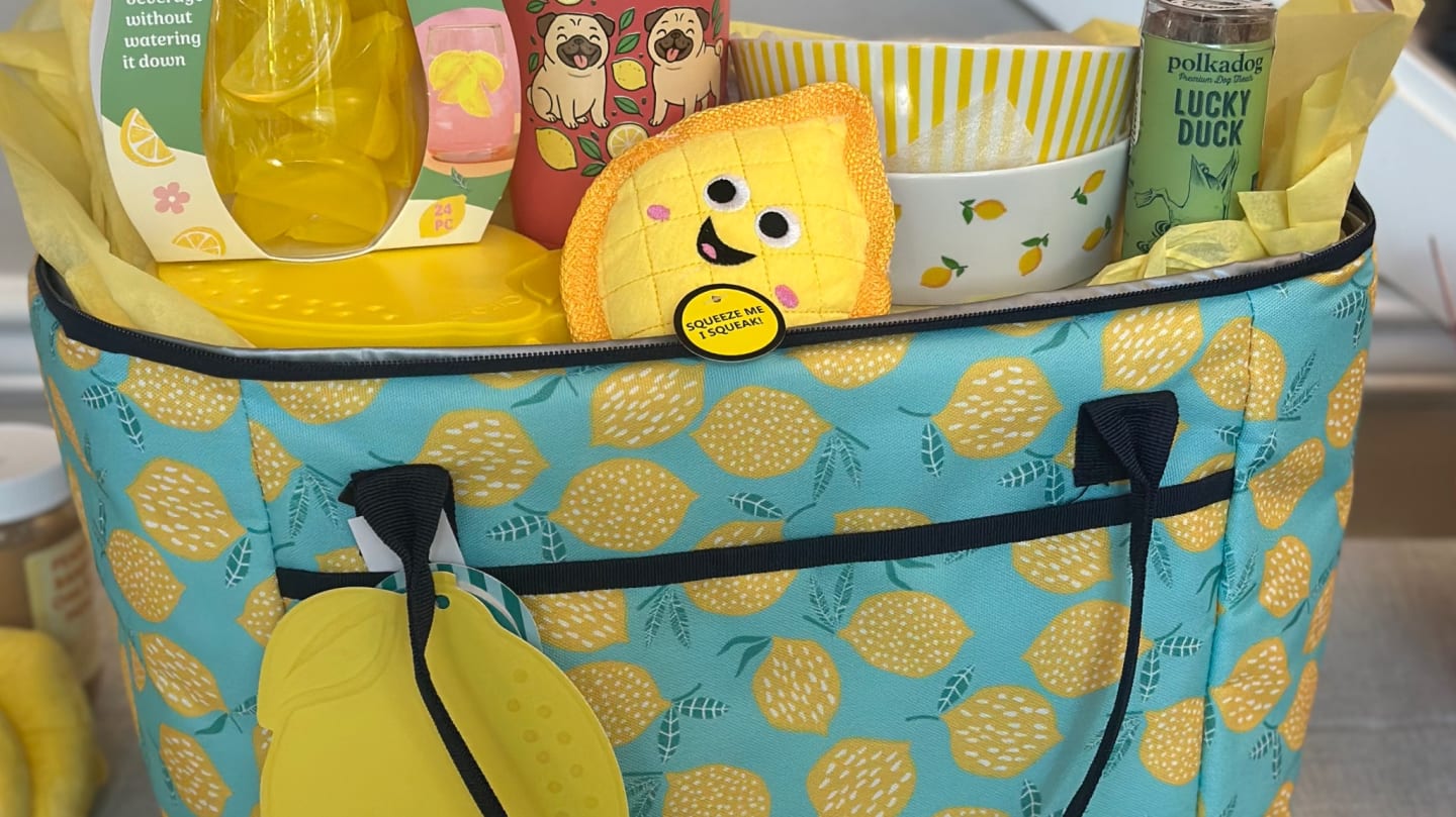 Pugs And Hugs Rescue Inc's Lemon Basket Raffle