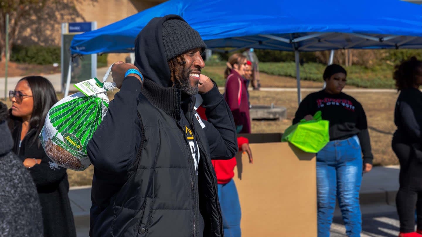 Join the Circle of Giving: Sponsor the Warm Hands, Full Hearts Thanksgiving Drive