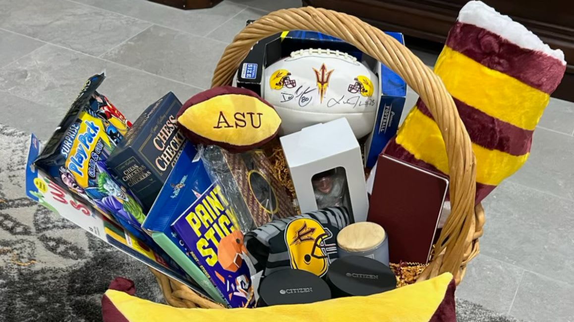 2025 Holiday Boutique Raffle Basket