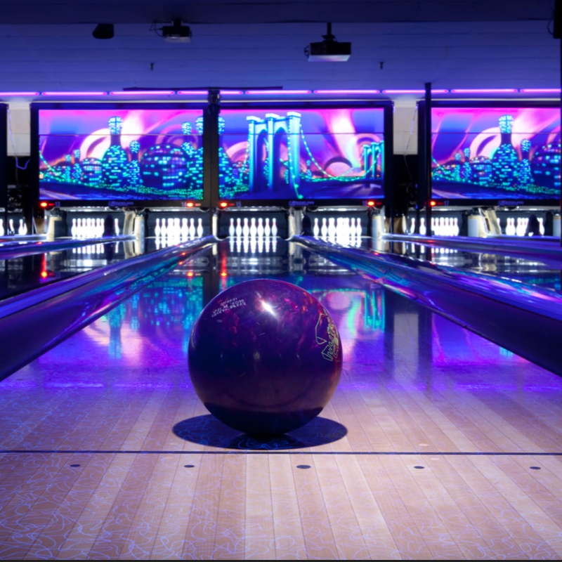 🎳 Parents Night Out – Bowling & Bites! 🍕