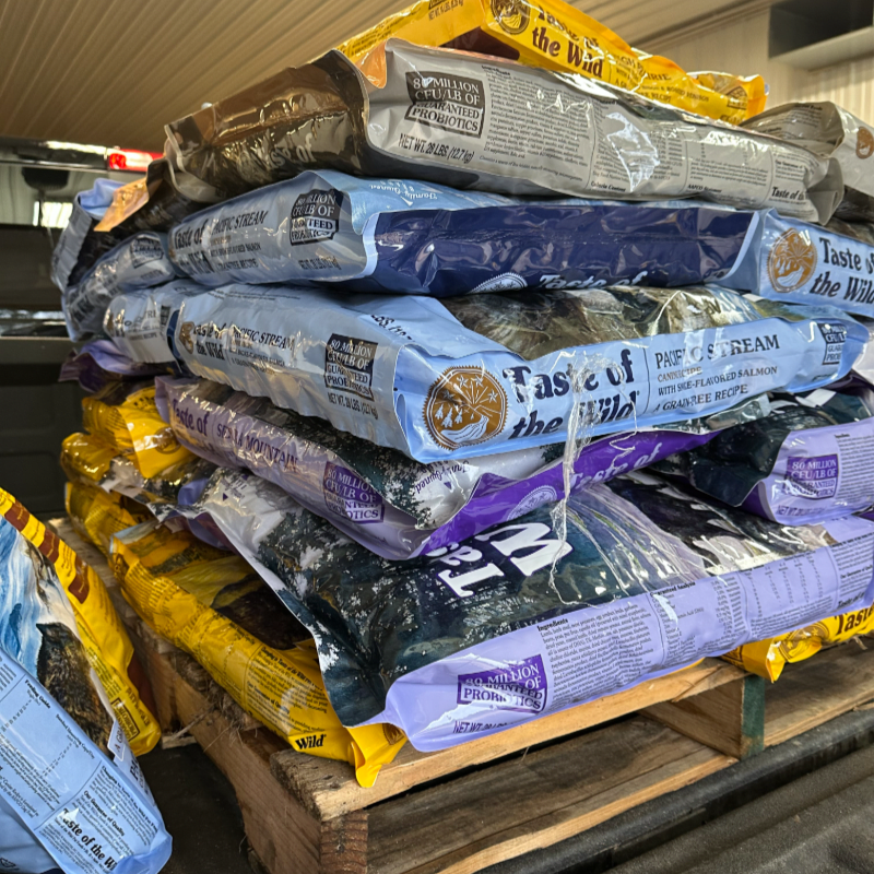 Donate to the Pet Food Pantry:  Keep Bellies full and Tails Wagging