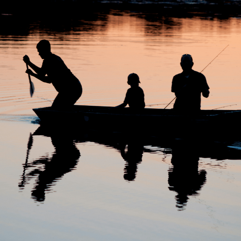 🎣 Kenai Fishing Company – Guided Tour for 4