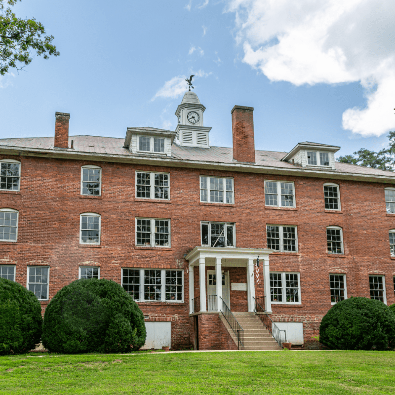 Support Education, Stewardship & Community at the Patterson School Foundation