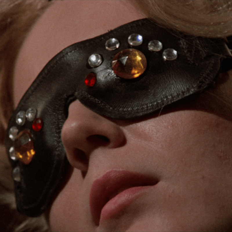 L'Amour à Minuit: The Image (1975)