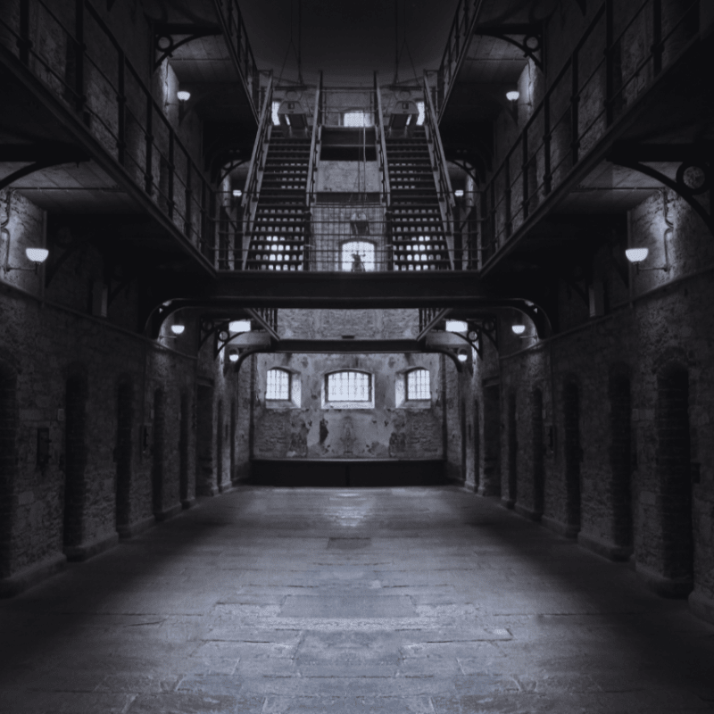 Dining with Darkness: Serial Killers' Last Suppers
