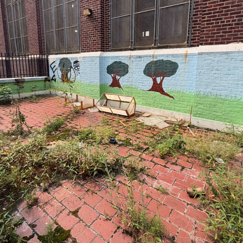 Donate to add new murals to Ben Franklin School