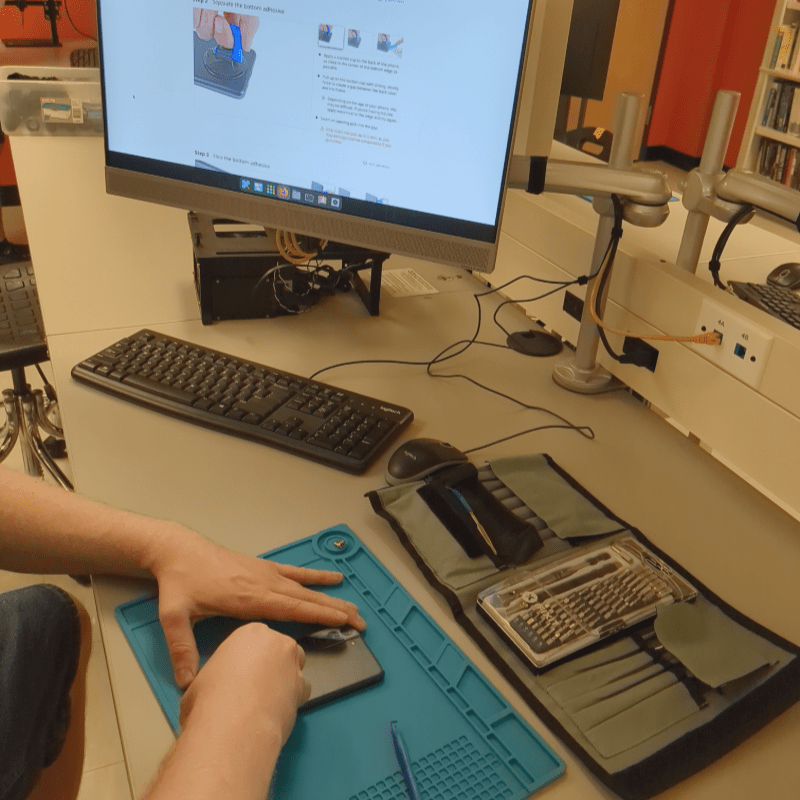 Right to Repair Workshop - October 2026 | Fix Your Phone Screen