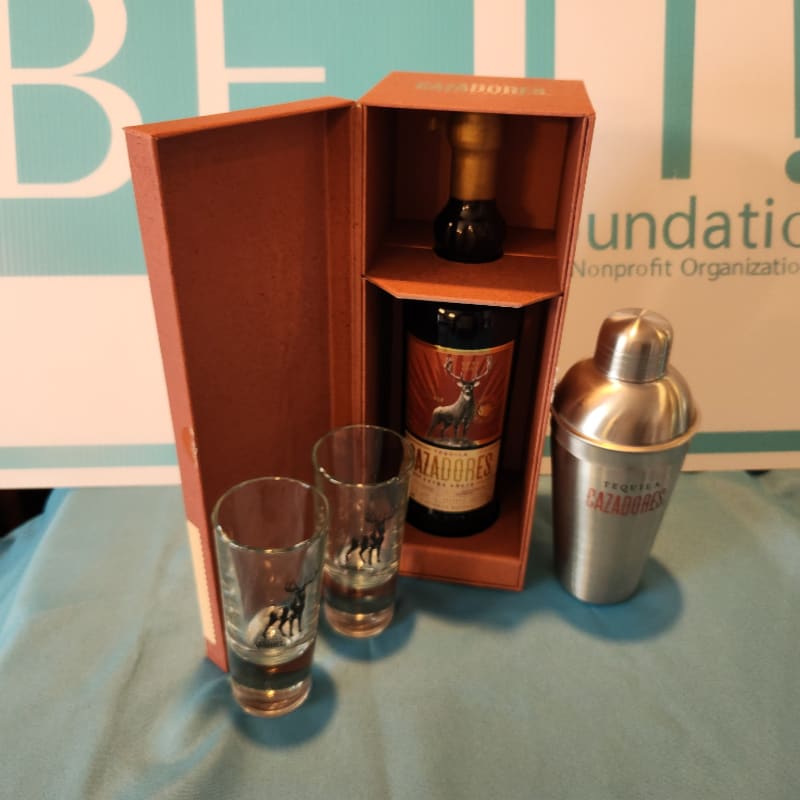 Photo of RED PRIZE! Tequila Cazadores Extra Anejo