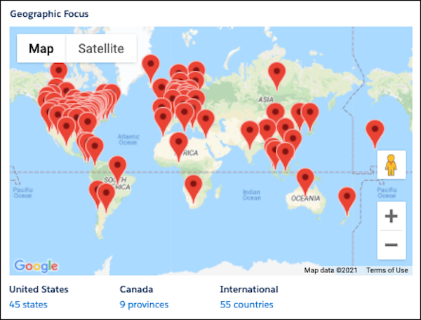 Un esempio di Ambito geografico di riferimento di un consulente che mostra una mappa globale con diversi spilli nonché tutte le località raggruppate nelle categorie Stati Uniti, Canada e Internazionale.