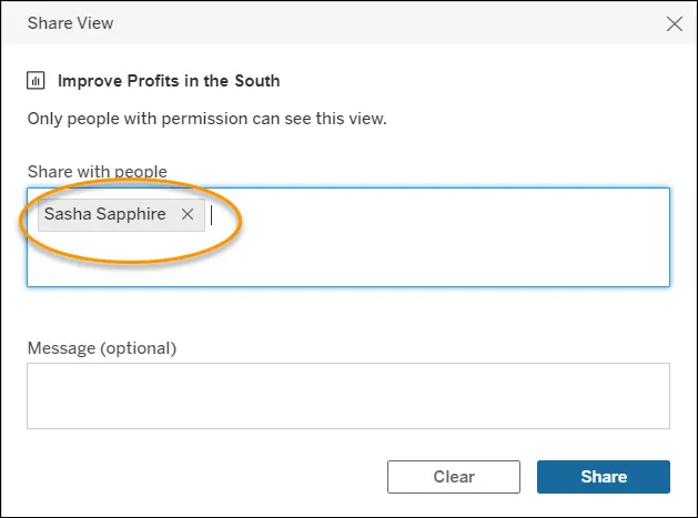Especifique el nombre de la persona en el cuadro Share with people (Compartir con personas) para enviar por correo electrónico su trabajo